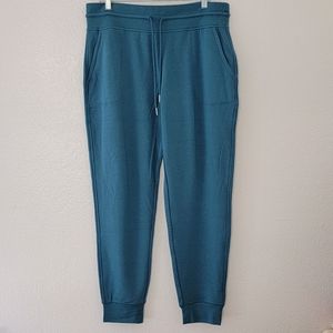 NWOT Athleta Balance Jogger Teal Blue SZ L